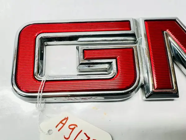 23122158 2014 2015 2016 2017 2018 2019 GMC SIERRA 15-21 CANYON REAR OEM EMBLEM - Image 2