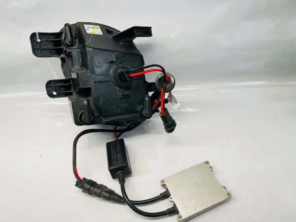 5K0941699C 2010 2011 2012 2013 2014 VW GTI XENON HID FRONT LEFT OEM FOG LIGHT - Image 9
