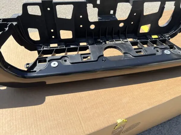 OEM GENUINE 2019 2020 2021 2022 2023 2024 DODGE RAM 1500 REAR BUMPER 68404438AB - Image 7