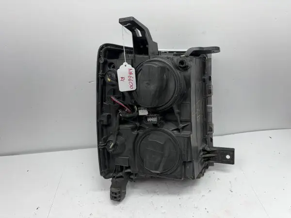 23172782 2014 2015 CHEVY SILVERADO 1500 HALOGEN FRONT LEFT OEM HEADLIGHT DAMAGED - Image 18