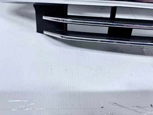 2017 2018 2019 FORD SUPER DUTY F250 F350 LARIAT CHROME FRONT OEM GRILLE GENUINE - Image 5