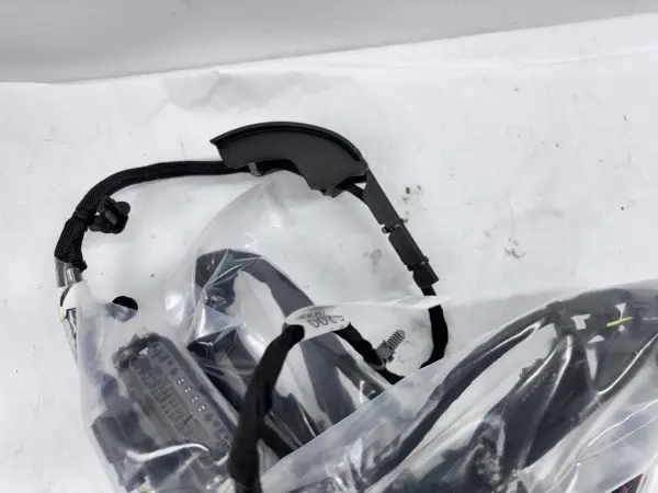 OEM 2024 SIERRA 2500 3500 SILVERADO 2500 3500 REAR TAIL GATE HARNESS 86803928 - Image 6