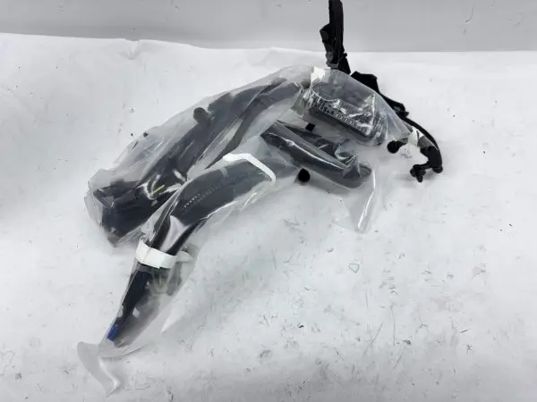 OEM 2024 SIERRA 2500 3500 SILVERADO 2500 3500 REAR TAIL GATE HARNESS 86803928 - Image 9