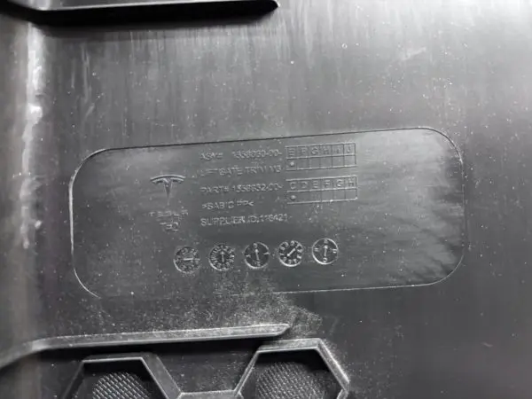 2017-2021 2022 2023 Tesla Model 3  Rear Liftgate Trim Panel OEM 1558852-00-c - Image 13