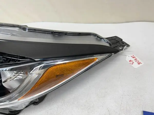 2019 2020 2021 HONDA HRV HALOGEN LED FRONT LEFT OEM HEADLIGHT - Image 6