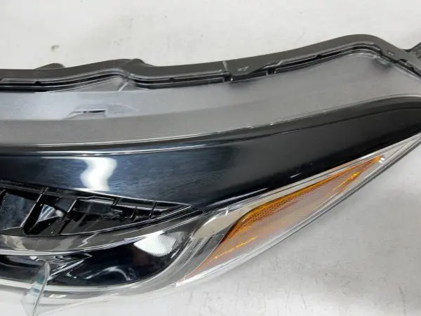 2019 2020 2021 HONDA HRV HALOGEN LED FRONT LEFT OEM HEADLIGHT - Image 8