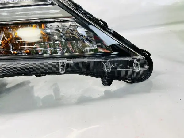 🎈NICE🎈  2013 2014 2015 TOYOTA RAV4 HALOGEN FRONT RIGHT HEADLIGHT NICE CLEAN - Image 2