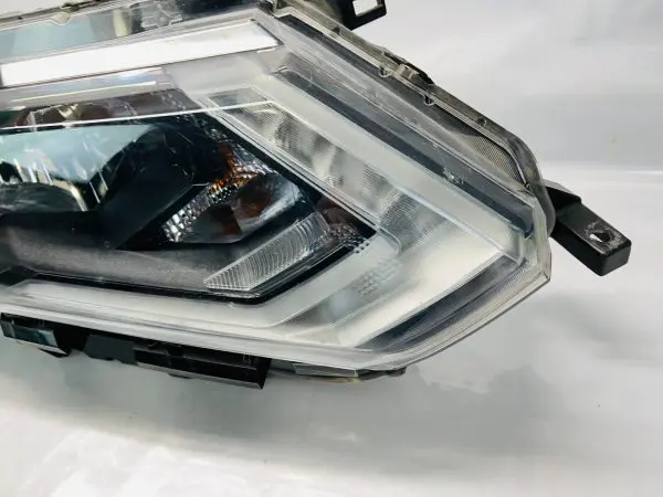 ALL TABS 2017 2018 2019 2020 NISSAN ROGUE HALOGEN LED FRONT RIGHT OEM HEADLIGHT - Image 3