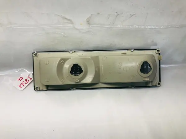 5975424 1990-1992 1993 CHEVY GMC FRONT RIGHT PARKING LIGHT C1500 K1500 2500 3500 - Image 10