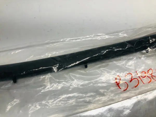 OEM 53395-0R060 2016 2017 2018 TOYOTA RAV4 FRONT BUMPER GRILLE SEAL GENUINE - Image 5