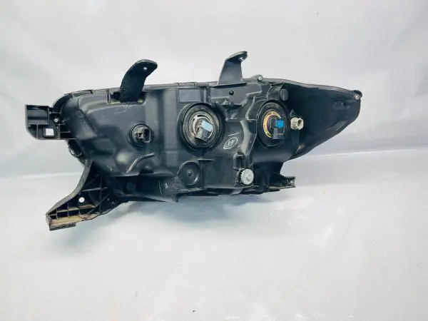 2016 2017 2018 2019 2020 2021 2022 TOYOTA TACOMA HALOGEN RIGHT OEM HEADLIGHT - Image 11