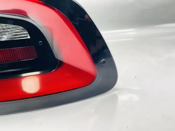 2015 2016 2017 2018 2019 2020 2021 2022 CHARGER LED REAR RIGHT TAIL LIGHT - Image 2