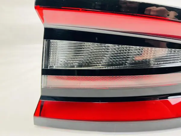 2015 2016 2017 2018 2019 2020 2021 2022 CHARGER LED REAR RIGHT TAIL LIGHT - Image 5