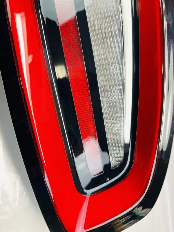 2015 2016 2017 2018 2019 2020 2021 2022 CHARGER LED REAR RIGHT TAIL LIGHT - Image 9