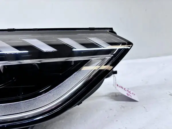 NICE 2020 2021 2022 2023 AUDI A4 S4 FULL LED RIGHT OEM HEADLIGHT 8W0941034F - Image 2