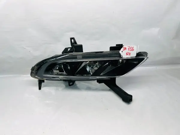01219102 2016 2017 2018 2019 NISSAN MAXIMA FRONT RIGHT OEM FOG LIGHT HALOGEN