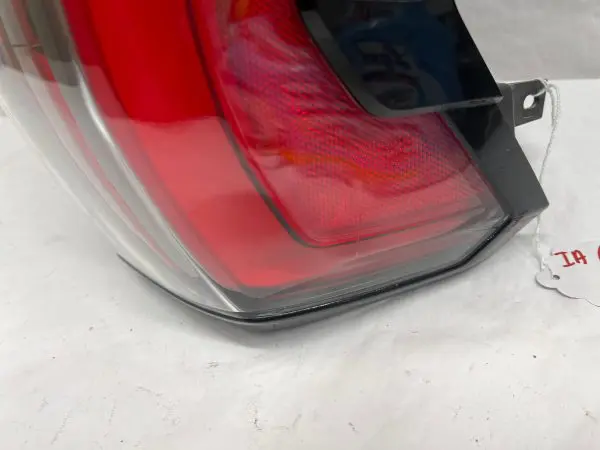 2022 2023 2024 toyota tundra led rear right oem tail light - Image 4