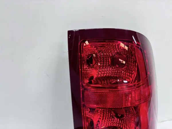 2007 2008 2009 2010 2011 2012 2013 2014 GMC SIERRA REAR RIGHT CAPA TAIL LIGHT - Image 2