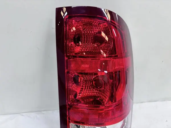 2007 2008 2009 2010 2011 2012 2013 2014 GMC SIERRA REAR RIGHT CAPA TAIL LIGHT - Image 11