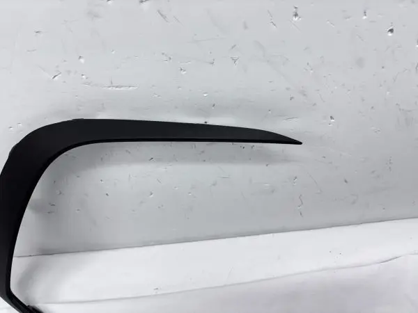 5h08537649b9 2022 2023 2024 VW Golf GTI Front Right OEM Bumper Grille Vent - Image 9