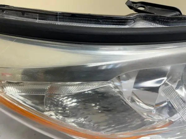 2014 2015 2016  TOYOTA HIGHLANDER HALOGEN FRONT RIGHT OEM HEADLIGHT - Image 9