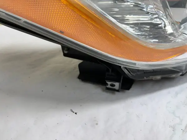 2014 2015 2016  TOYOTA HIGHLANDER HALOGEN FRONT RIGHT OEM HEADLIGHT - Image 10