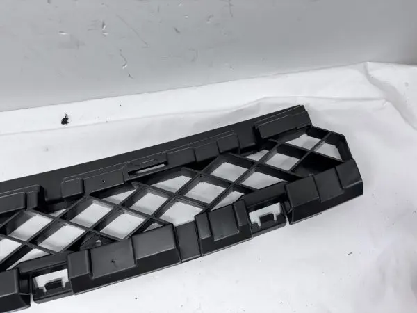 OEM 31407983 18 2019 2020 2021 2022 2023 VOLVO XC60 REAR IMPACT ABSORBER GRILLE - Image 2