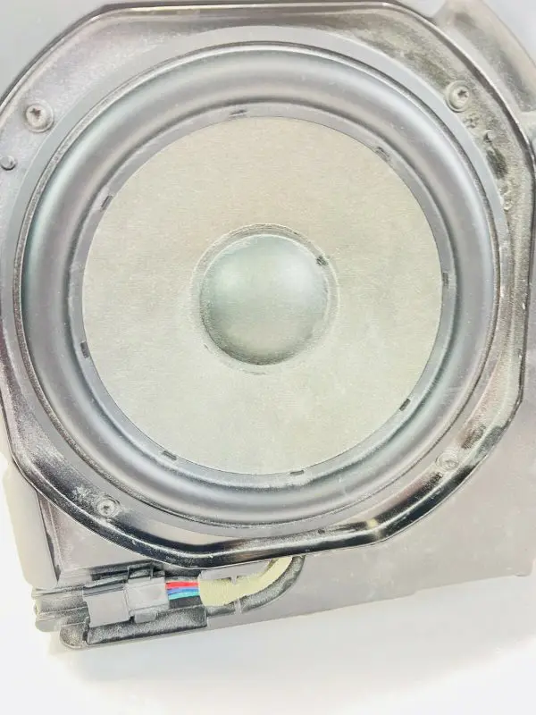 1079746-00-B 2017-2021 2022 2023 TESLA MODEL 3 SUBWOOFER OEM GENUINE SPEAKER - Image 5