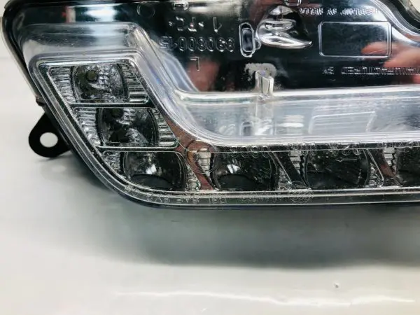2009 2010 2011 2012 2013 MERCEDES W212 E CLASS LEFT OEM RUNNING LIGHT FOG LIGHT - Image 3