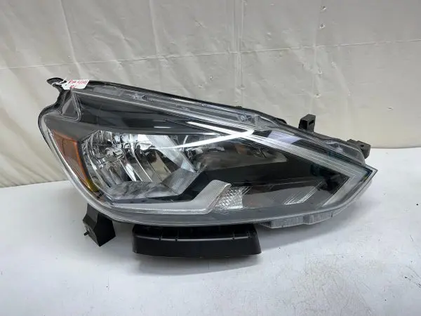 ALL TABS 2016 2017 2018 2019 NISSAN SENTRA HALOGEN FRONT RIGHT OEM HEADLIGHT