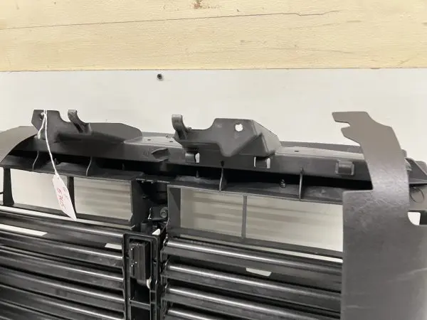 2013-2020 2021 2022 2023 DODGE RAM 1500 OEM RADIATOR SHUTTER GENUINE 68302660AB - Image 4