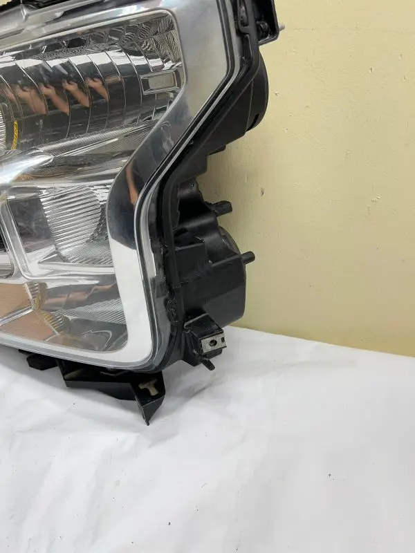ALL TABS 2015 2016 2017 FORD F150 HALOGEN  FRONT LEFT OEM HEADLIGHT - Image 3