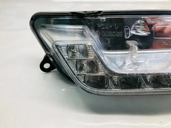 2009 2010 2011 2012 2013 MERCEDES W212 E CLASS LEFT OEM RUNNING LIGHT FOG LIGHT - Image 5