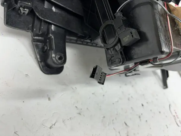 OEM PORSCHE CLOVE BOX 2016-2021 2022 2023 718 Boxster 911 Cayman 99155220416dk4 - Image 15