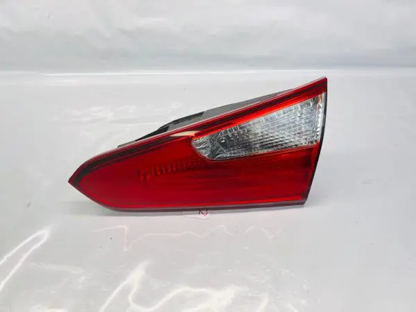 92404-A70 2014 2015 2016 KIA FORTE REAR RIGHT INNER OEM TAIL LIGHT