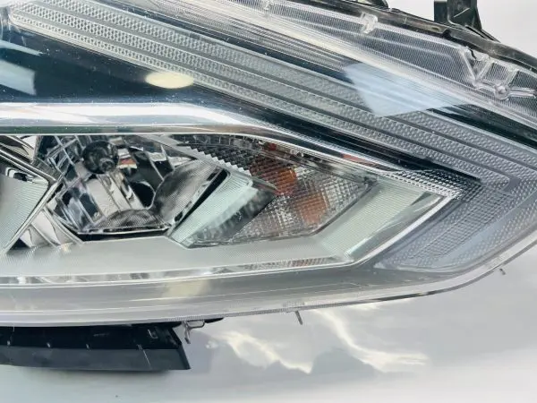 2016 2017 2018 NISSAN ALTIMA HALOGEN FRONT RIGHT OEM HEADLIGHT - Image 3