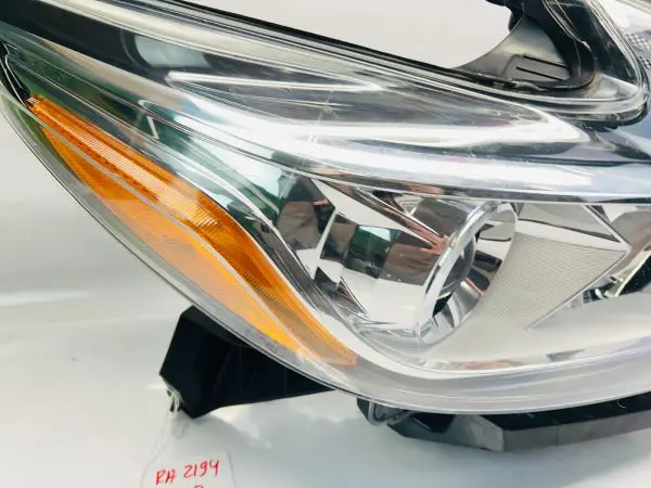 2016 2017 2018 NISSAN ALTIMA HALOGEN FRONT RIGHT OEM HEADLIGHT - Image 6