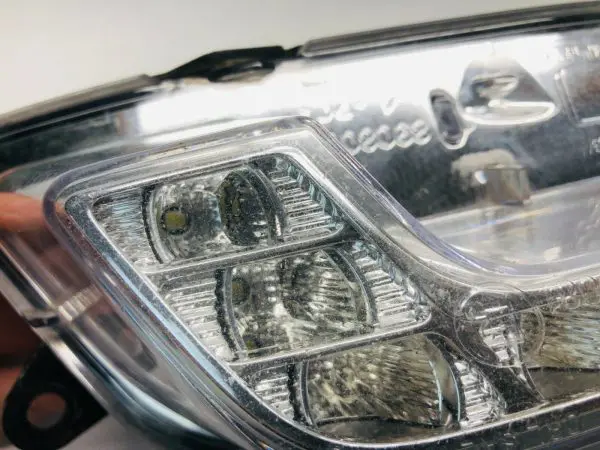2009 2010 2011 2012 2013 MERCEDES W212 E CLASS LEFT OEM RUNNING LIGHT FOG LIGHT - Image 8