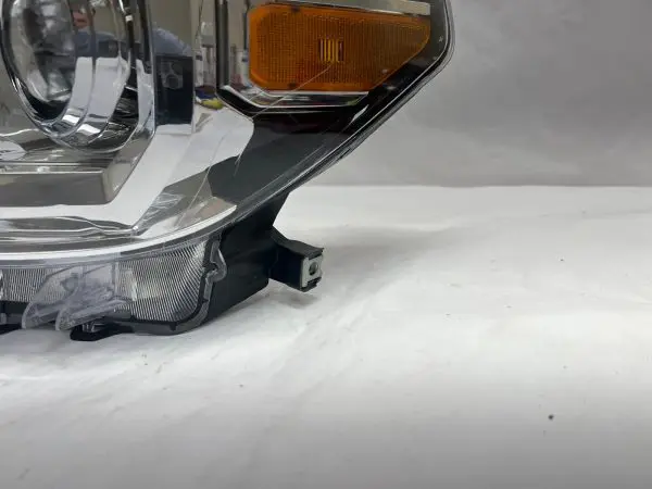 2016 2017 2018 2019 2020 2021 2022 toyota tacoma halogen front left oem headligh - Image 3