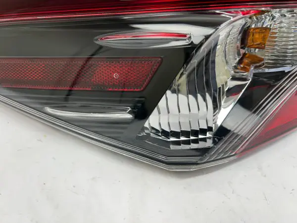 2018-2022 2023 2024 toyota camry dark trd halogen led rear left oem tail light - Image 10