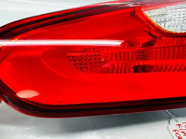 92404-A70 2014 2015 2016 KIA FORTE REAR RIGHT INNER OEM TAIL LIGHT - Image 7