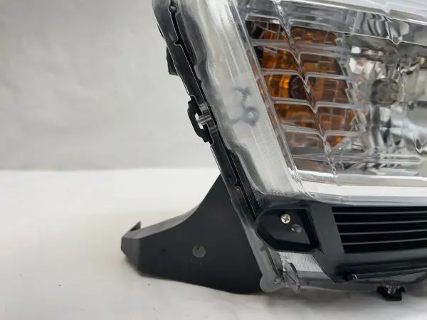 2016 2017 2018 2019 2020 2021 2022 toyota tacoma halogen front left oem headligh - Image 13