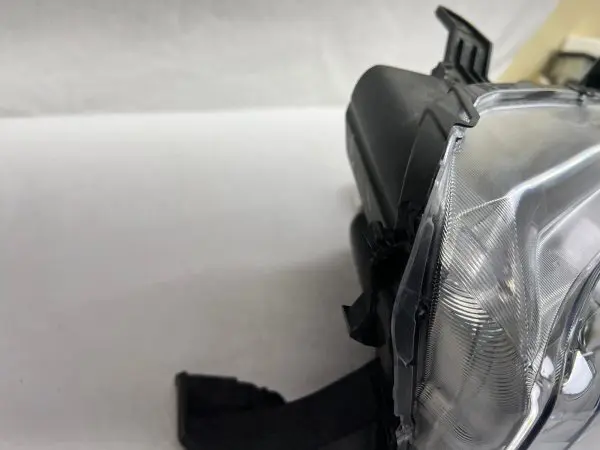 2016 2017 2018 2019 2020 2021 2022 toyota tacoma halogen front left oem headligh - Image 15