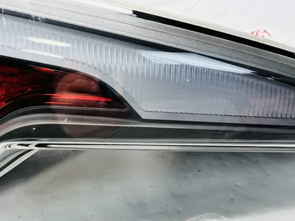 92403E6 2015 2016 2017 HYUNDAI SONATA LED HYBRID REAR LEFT INNER OEM TAIL LIGHT - Image 3
