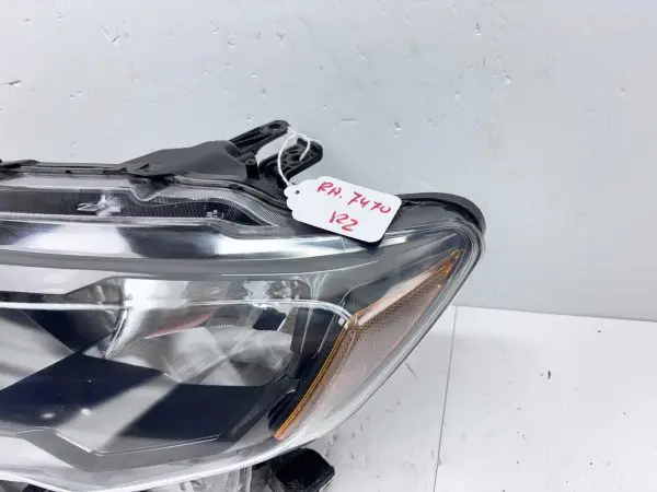 2017 2018 2019 2020 NISSAN ROGUE HALOGEN LED FRONT  LEFT OEM HEADLIGHT - Image 4