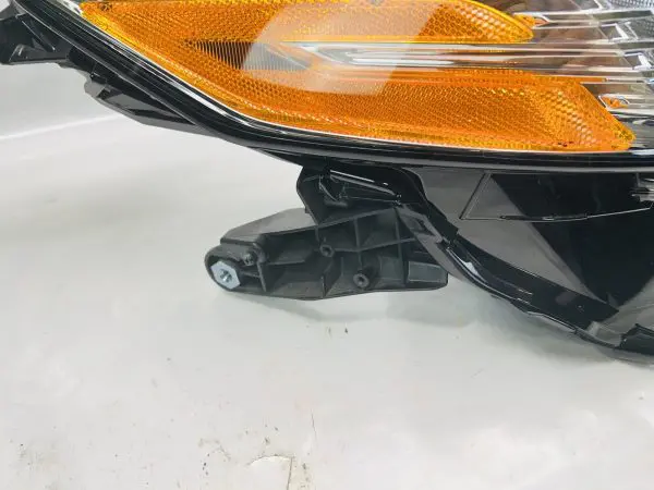 2018 2019 2020 2021 2022 2023 TOYOTA CAMRY FULL LED FRONT RIGHT OEM HEADLIGHT - Image 2