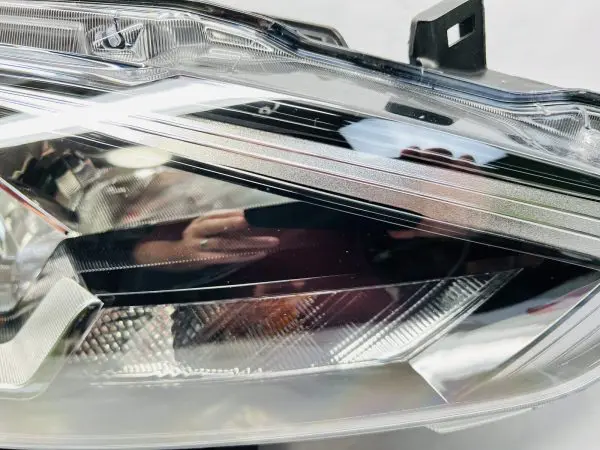 OEM 2016 2017 2018 2019 NISSAN SENTRA HALOGEN FRONT RIGHT HEADLIGHT 26010-3YU0A - Image 3