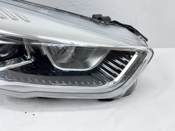2017 2018 2019 ford escape halogen led front right oem headlight gj5413w029bf - Image 4