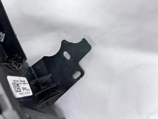 2017 2018 2019 ford escape halogen led front right oem headlight gj5413w029bf - Image 9