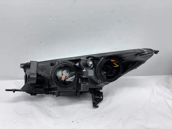 2017 2018 2019 ford escape halogen led front right oem headlight gj5413w029bf - Image 19